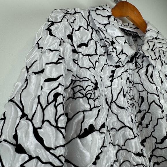 ALGO Women's Black and White Floral Jacket ~ L - Picture 6 of 14